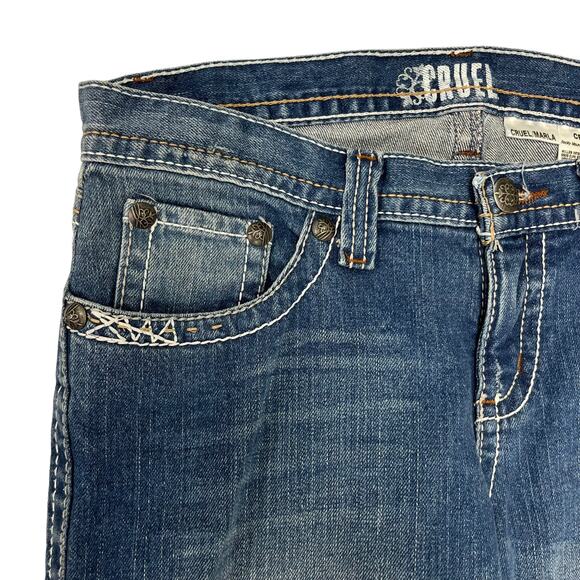 NWT Cruel Marla Medium Wash Low Rise Slim Fit Flared Leg Jeans 9 Long - Picture 5 of 6